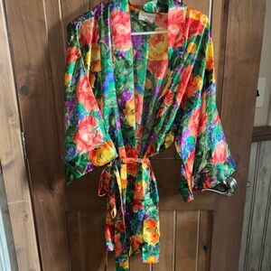Vintage Victoria Secret Floral Multicolor Kimono Robe